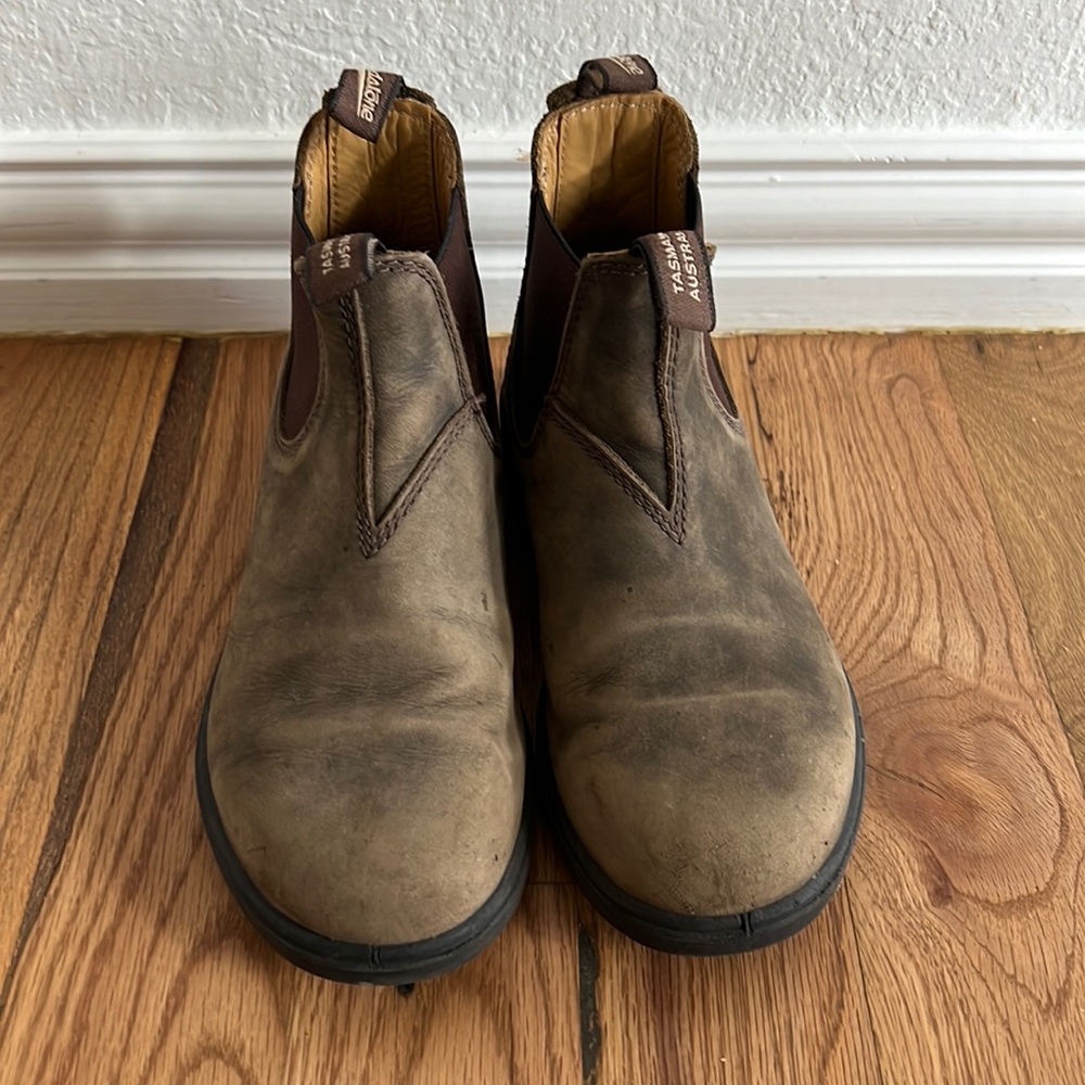 Kids Blundstone 565 Pull-on Chelsea Boots, Rustic Brown